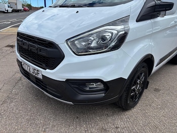 Used Ford Transit Custom 2023 for sale - 78607612: Photo