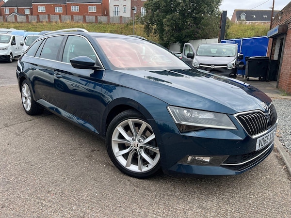 Used Skoda Superb 2016 for sale - 76027128: Photo 2