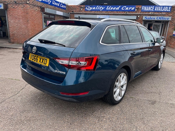 Used Skoda Superb 2016 for sale - 76027128: Photo 3