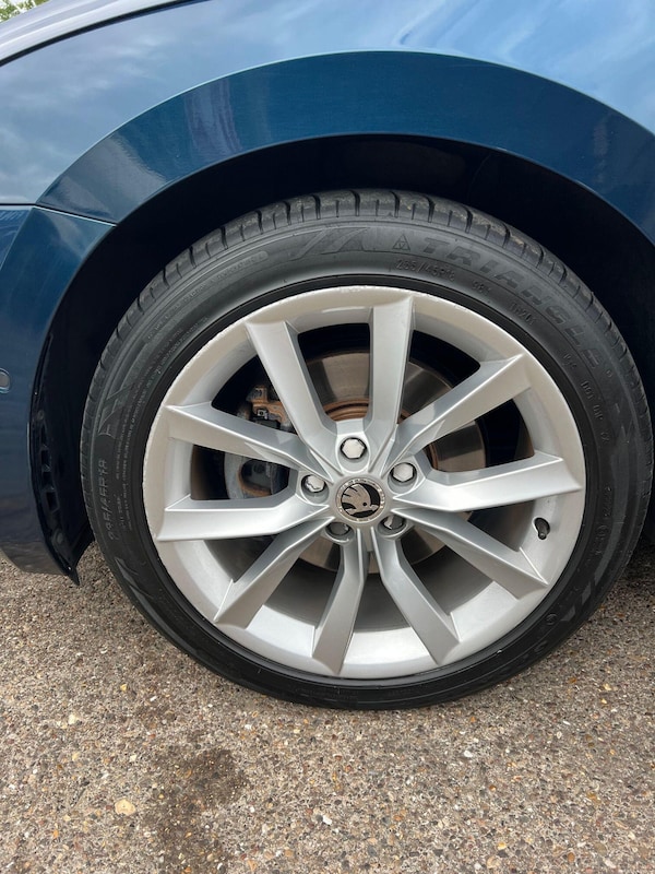 Used Skoda Superb 2016 for sale - 76027128: Photo 9