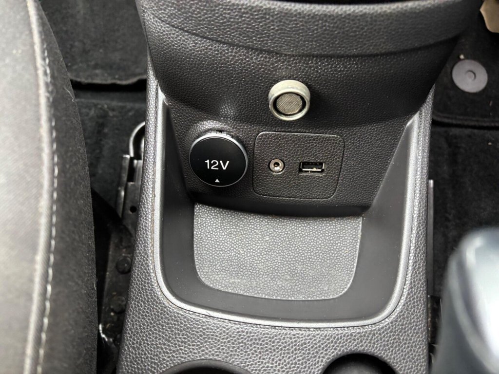 Used Ford Fiesta 2015 for sale - 77631750: Photo 26