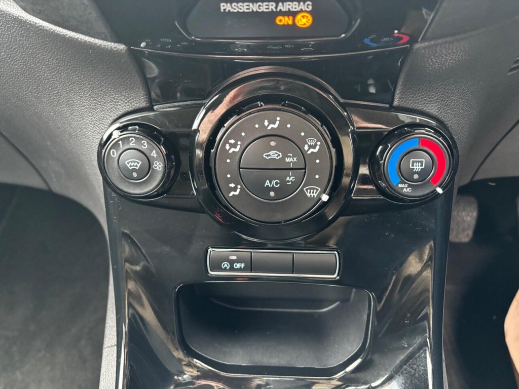 Used Ford Fiesta 2015 for sale - 77631750: Photo 31