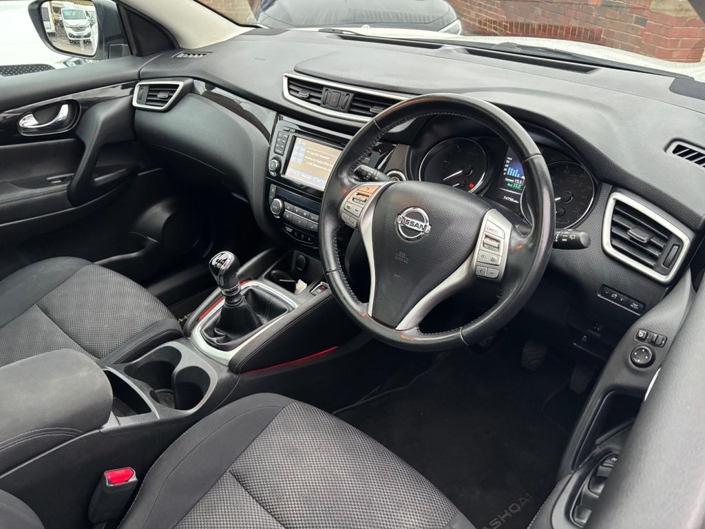 Used Nissan Qashqai 2016 for sale - 77342101: Photo 11