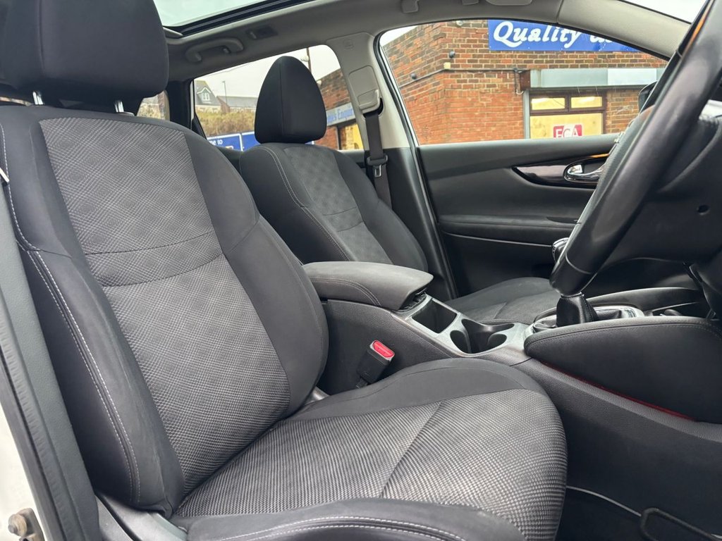 Used Nissan Qashqai 2016 for sale - 77342101: Photo 13