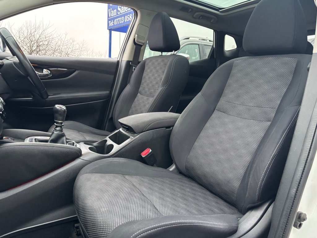 Used Nissan Qashqai 2016 for sale - 77342101: Photo 20