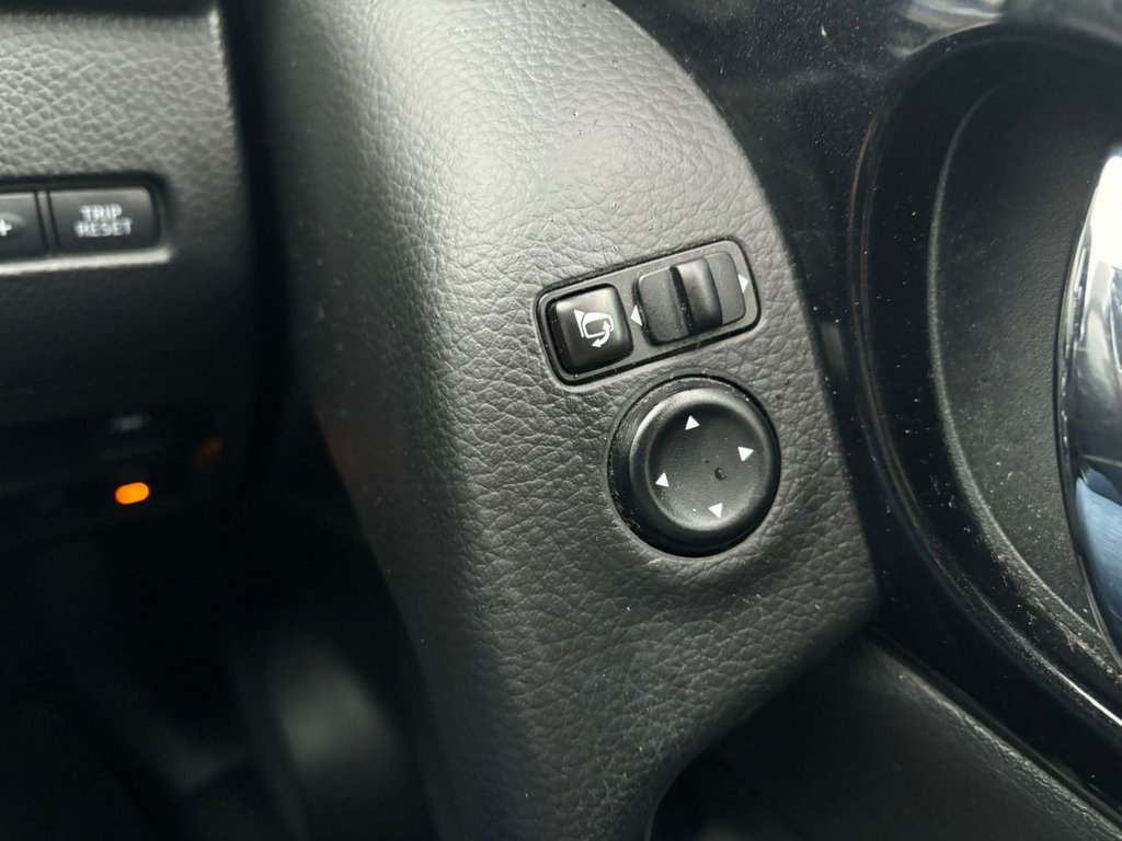 Used Nissan Qashqai 2016 for sale - 77342101: Photo 25