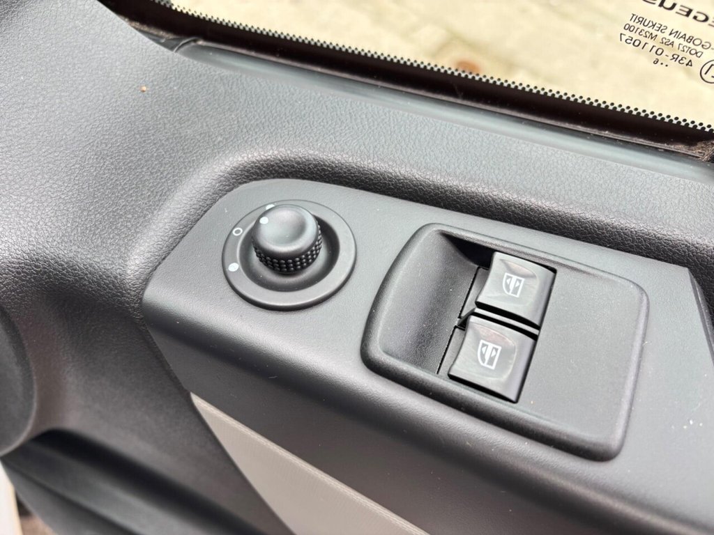 Used Renault Trafic 2016 for sale - 77953229: Photo 17