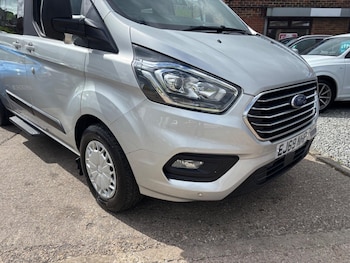 Used Ford Tourneo Custom 2020 for sale - 78645304: Photo