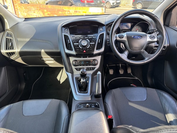Used Ford Focus 2014 for sale - 76188436: Photo 15