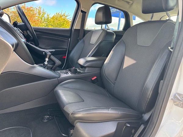 Used Ford Focus 2014 for sale - 76188436: Photo 19