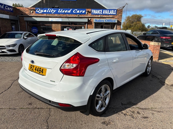 Used Ford Focus 2014 for sale - 76188436: Photo 6