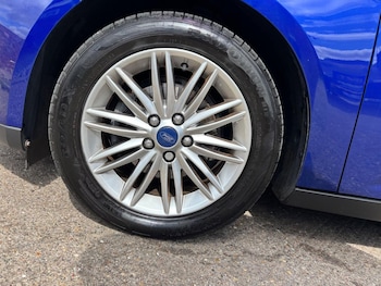 Used Ford Focus 2017 for sale - 79323019: Photo