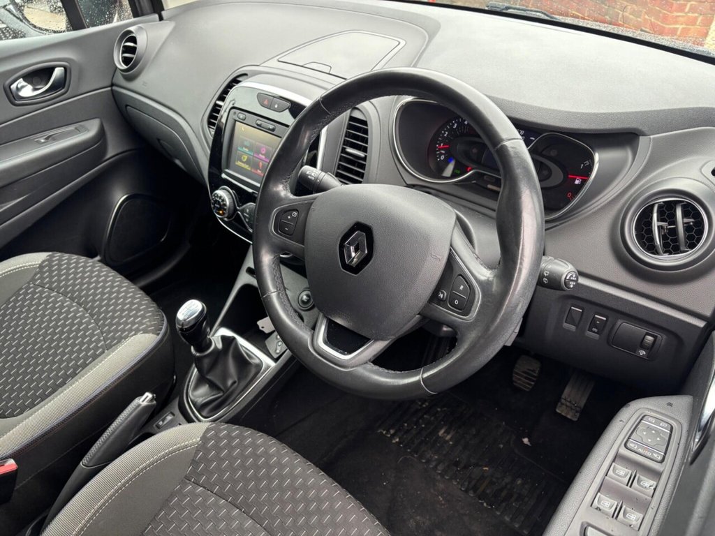 Used Renault Captur 2017 for sale - 77850381: Photo 13