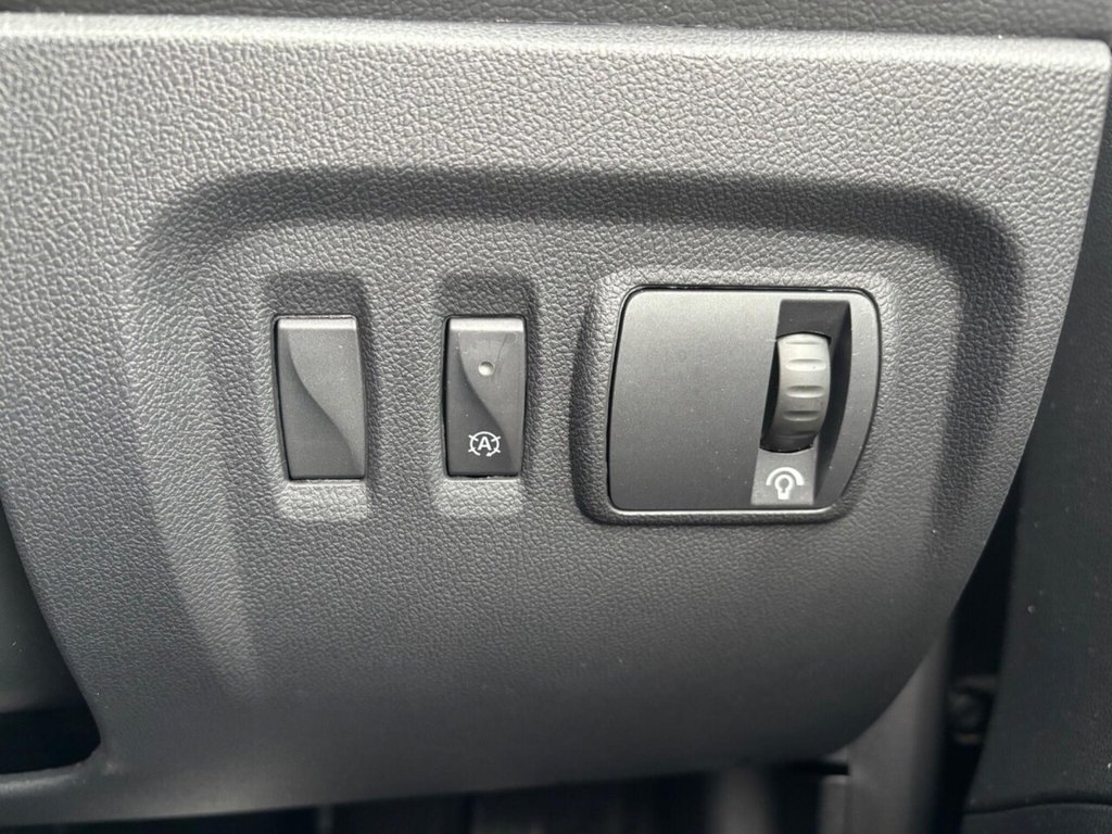 Used Renault Captur 2017 for sale - 77850381: Photo 24