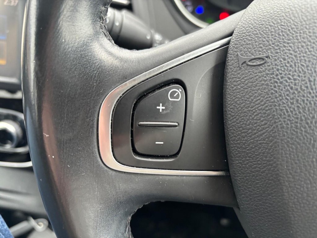 Used Renault Captur 2017 for sale - 77850381: Photo 28