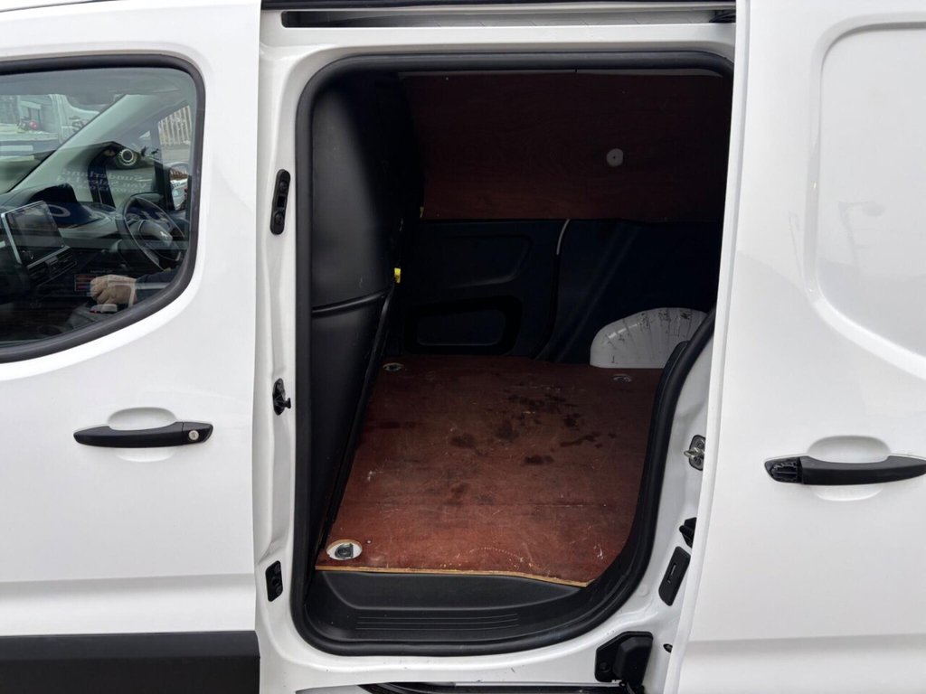 Used Peugeot Partner 2019 for sale - 77693298: Photo 11