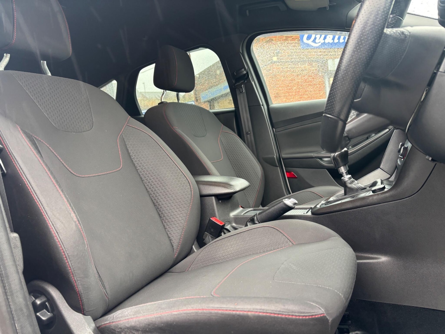 Used Ford Focus 2018 for sale - 76573701: Photo 16