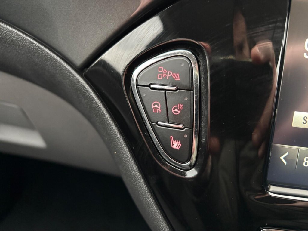 Used Vauxhall Corsa 2017 for sale - 77668962: Photo 33