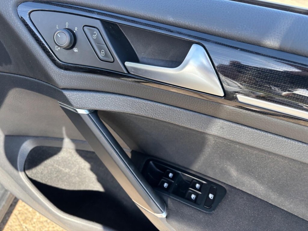 Used Volkswagen Golf 2018 for sale - 78200846: Photo 17