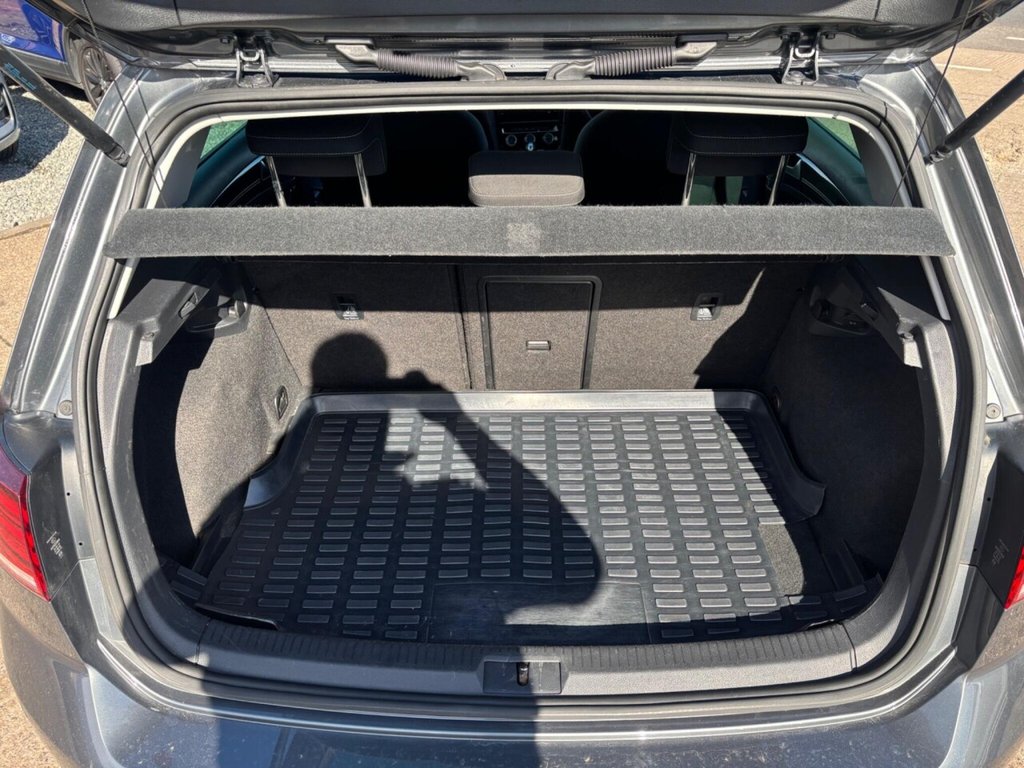 Used Volkswagen Golf 2018 for sale - 78200846: Photo 21