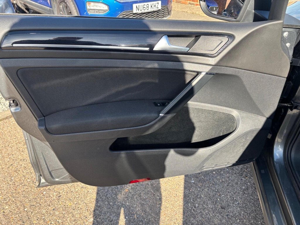 Used Volkswagen Golf 2018 for sale - 78200846: Photo 23