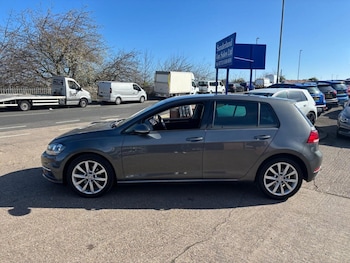 Used Volkswagen Golf 2018 for sale - 78200846: Photo