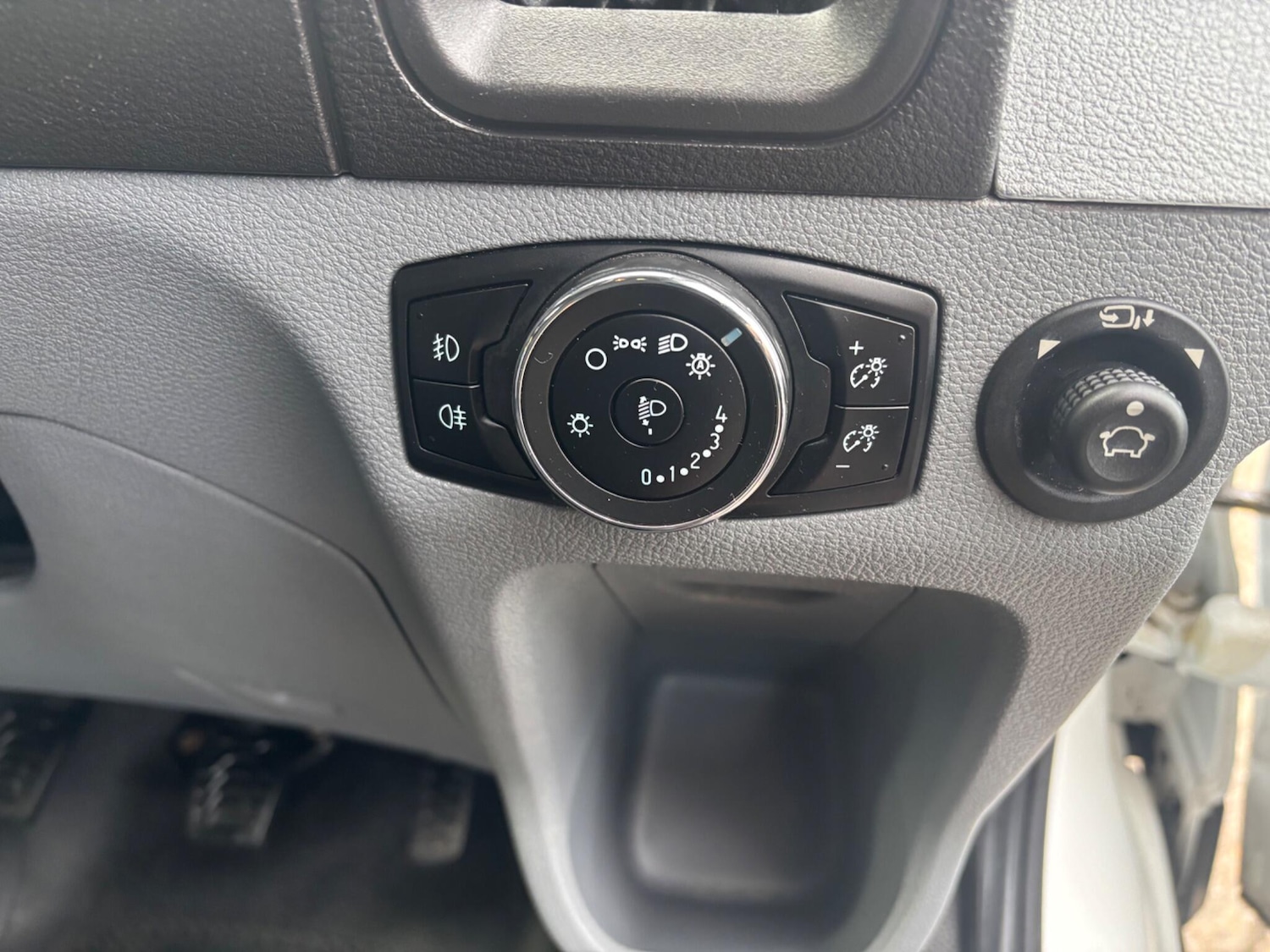 Used Ford Transit 2018 for sale - 76472217: Photo 9