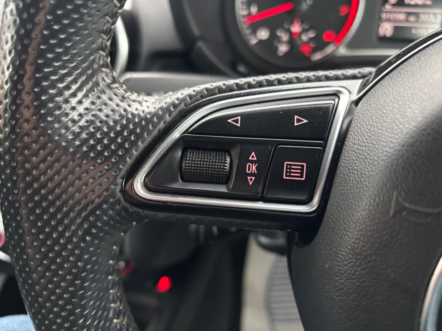 Used Audi A1 2014 for sale - 76742414: Photo 31