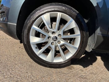 Used Skoda Karoq 2018 for sale - 79857004: Photo
