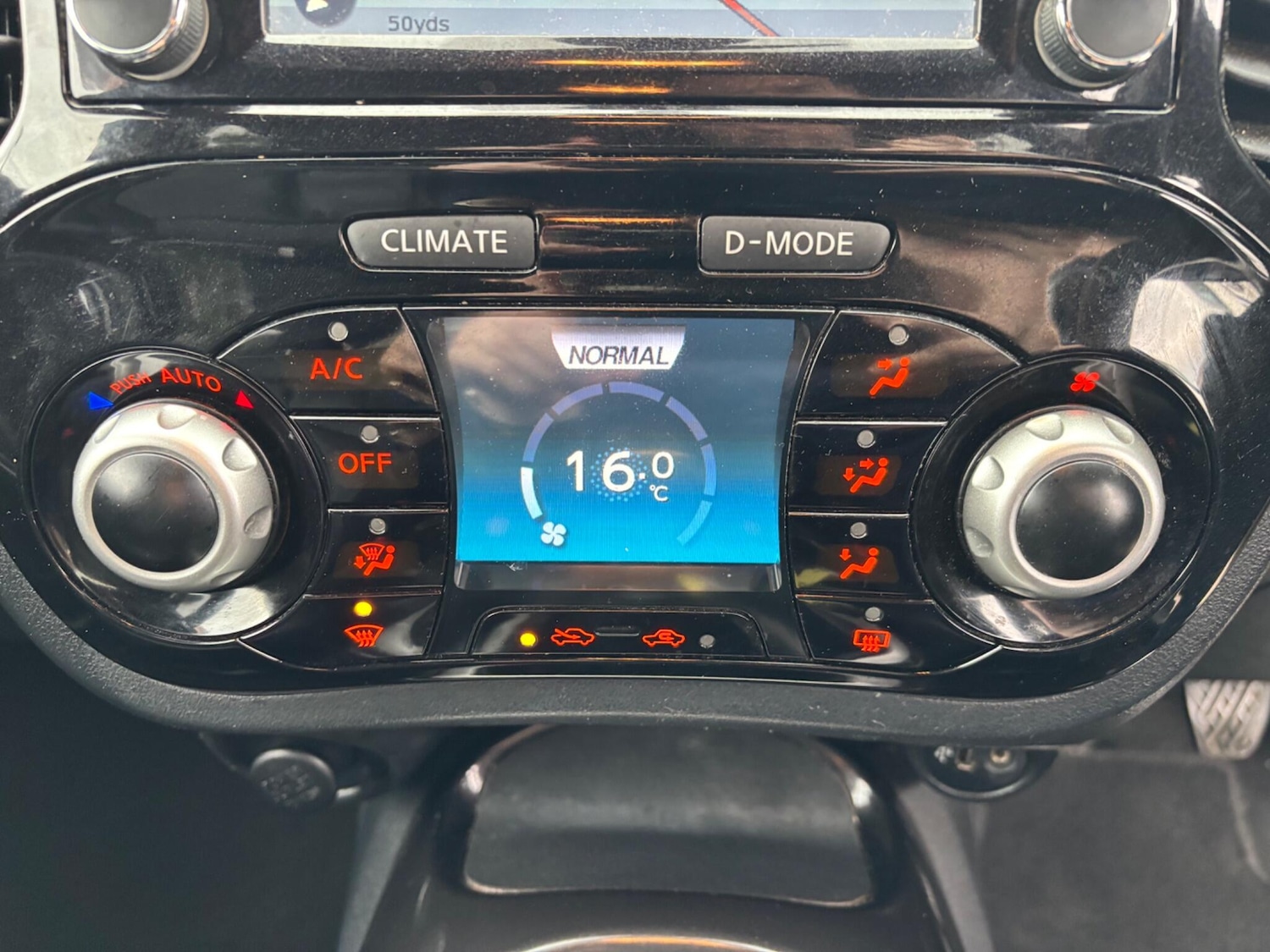 Used Nissan Juke 2014 for sale - 76215551: Photo 24