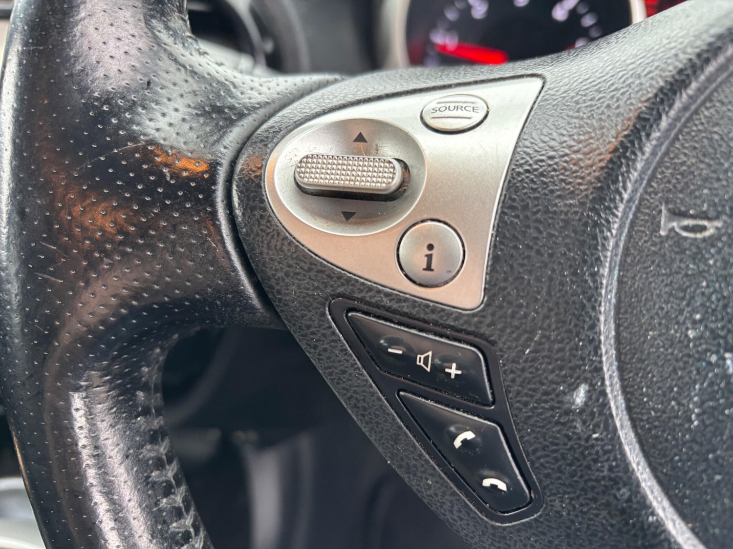 Used Nissan Juke 2014 for sale - 76215551: Photo 25