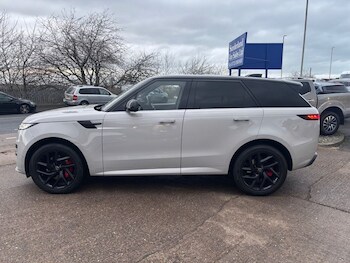 Used Land Rover Range Rover Sport 2024 for sale - 77188557: Photo