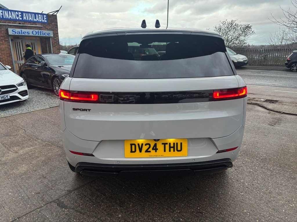 Used Land Rover Range Rover Sport 2024 for sale - 77188557: Photo 8
