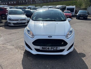 Used Ford Fiesta 2014 for sale - 78401704: Photo