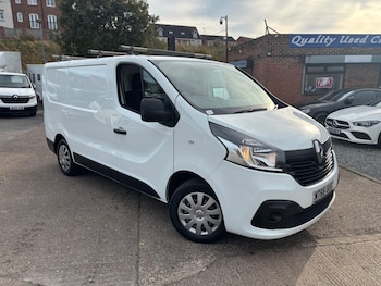 Used Renault Trafic 2017 for sale - 76214892: Photo