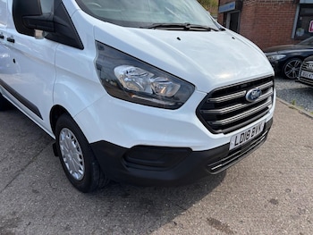 Used Ford Transit Custom 2018 for sale - 79423079: Photo