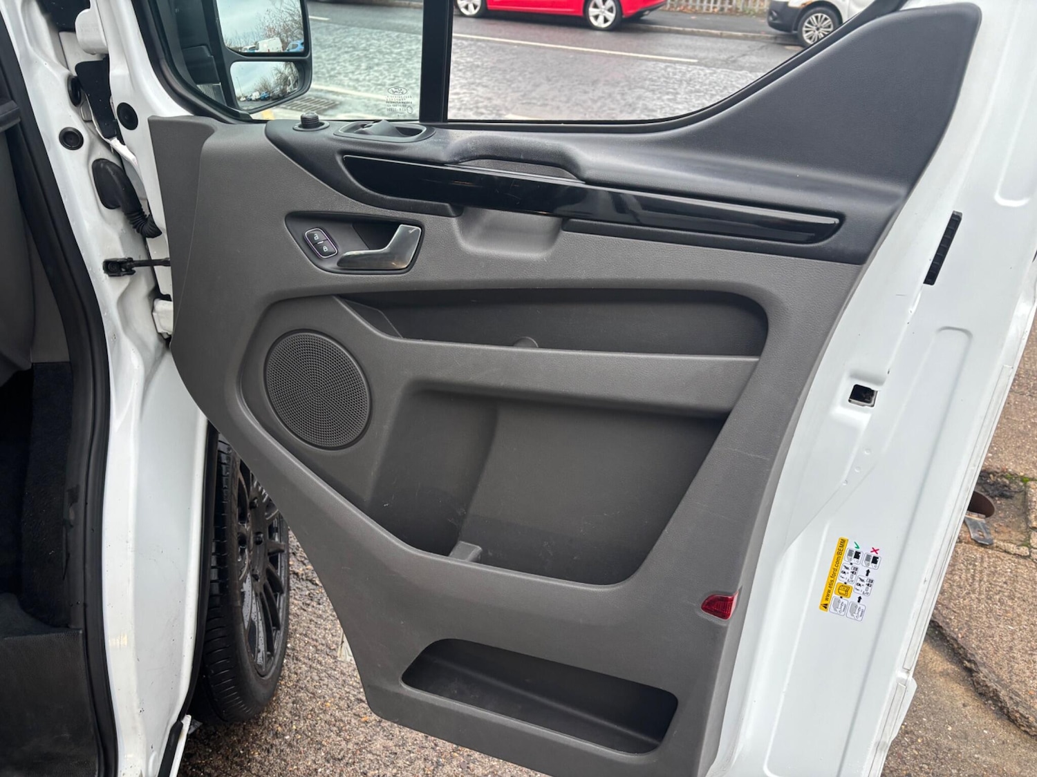 Used Ford Transit Custom 2020 for sale - 76550331: Photo 14