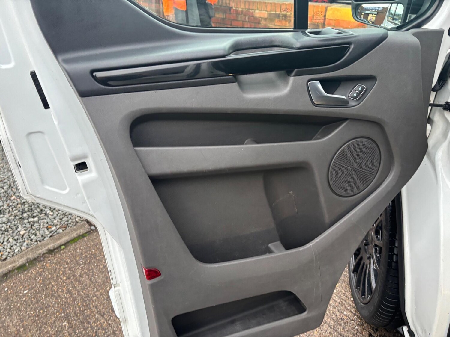 Used Ford Transit Custom 2020 for sale - 76550331: Photo 19