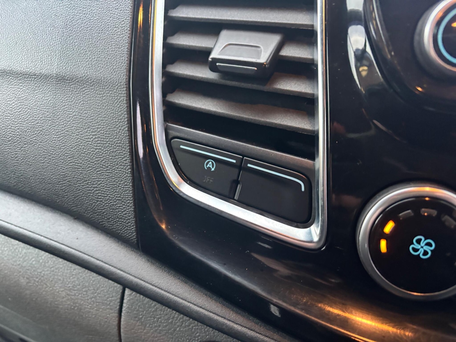 Used Ford Transit Custom 2020 for sale - 76550331: Photo 32