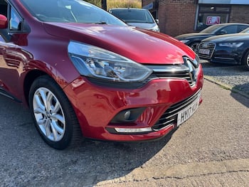 Used Renault Clio 2017 for sale - 79530552: Photo