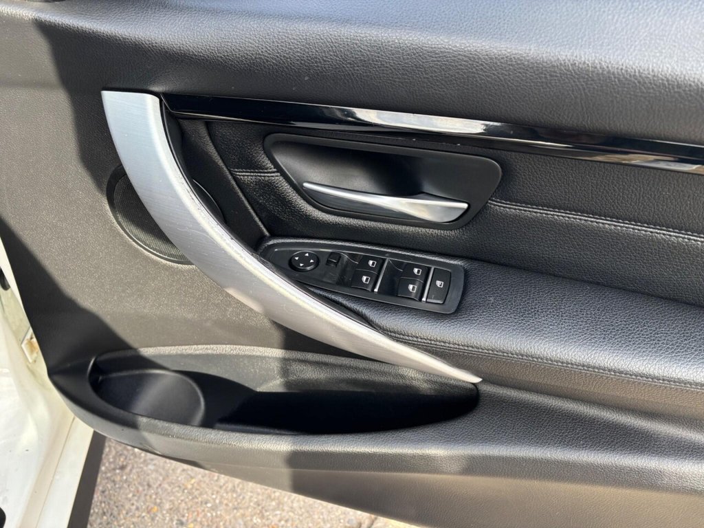 Used BMW 3 Series 2017 for sale - 77594416: Photo 22