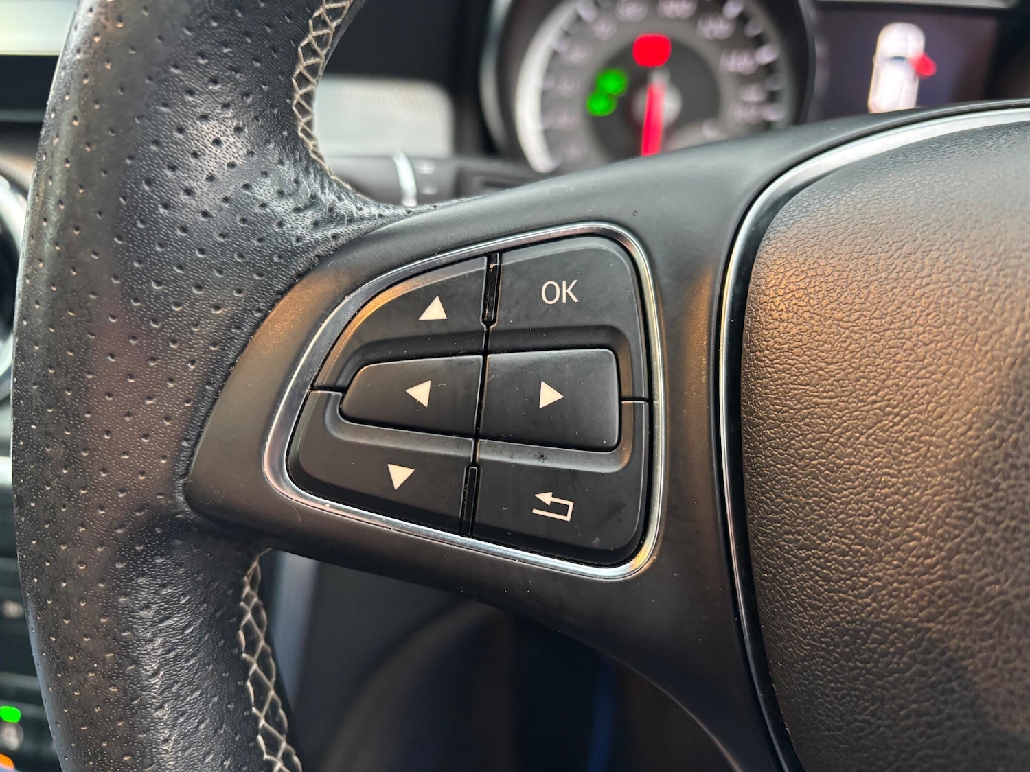 Used Mercedes-Benz GLA 2017 for sale - 76887043: Photo 31