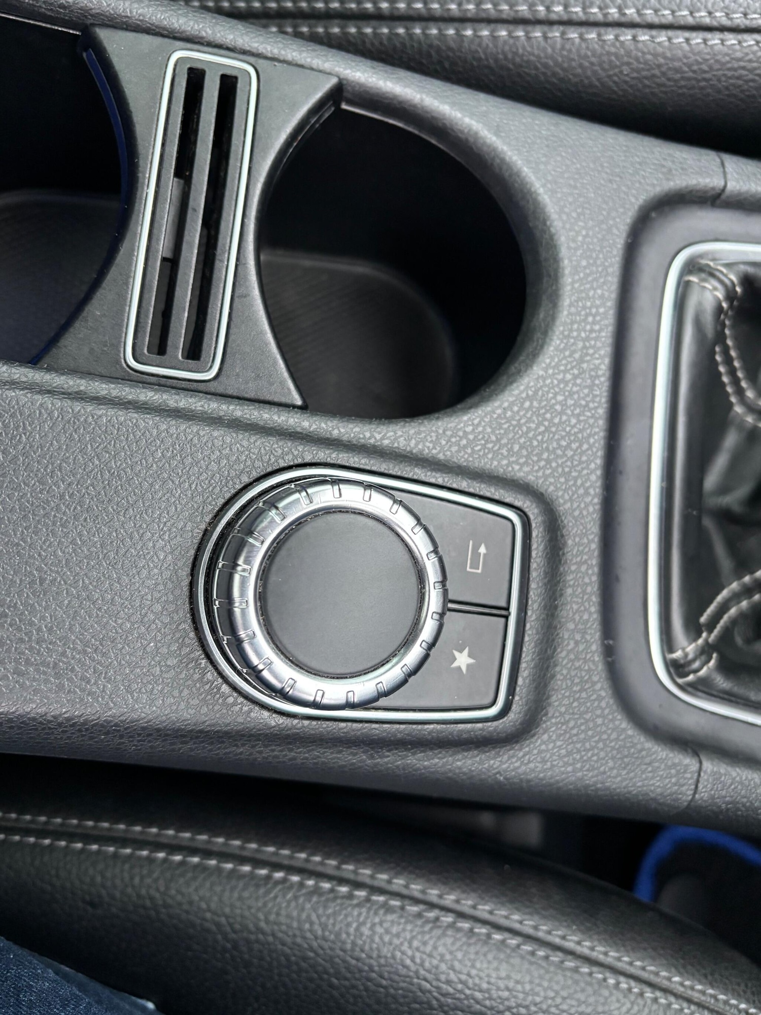 Used Mercedes-Benz GLA 2017 for sale - 76887043: Photo 40