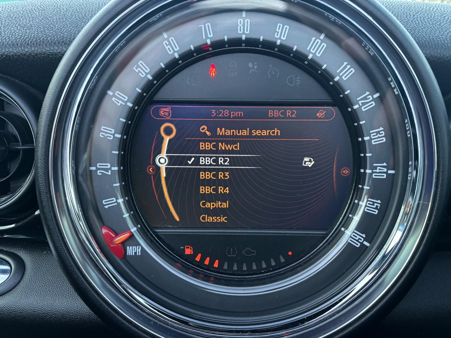 Used MINI Convertible 2015 for sale - 76801060: Photo 36