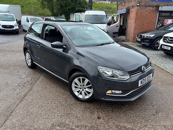 Used Volkswagen Polo 2015 for sale - 78769111: Photo