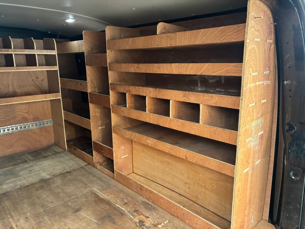 Used Volkswagen Transporter 2021 for sale - 77250727: Photo 14