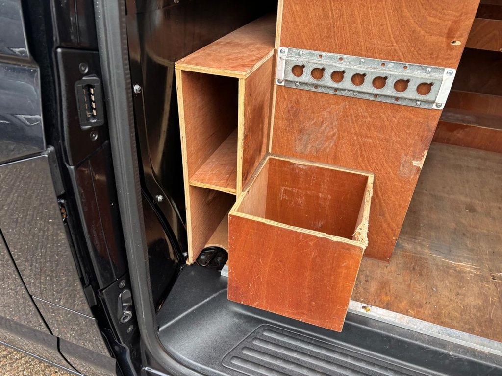 Used Volkswagen Transporter 2021 for sale - 77250727: Photo 17