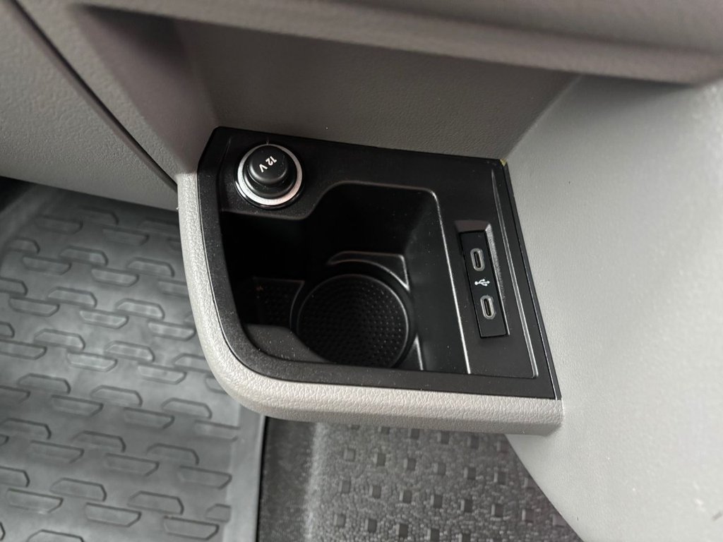 Used Volkswagen Transporter 2021 for sale - 77250727: Photo 29