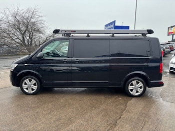 Used Volkswagen Transporter 2021 for sale - 77250727: Photo