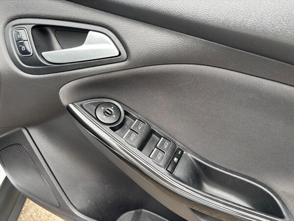Used Ford Focus 2016 for sale - 76294532: Photo 15